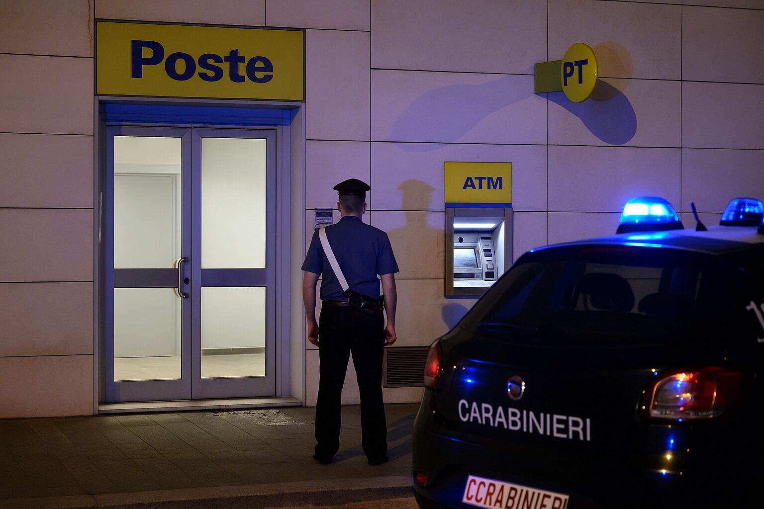 rapina ufficio postale carabinieri