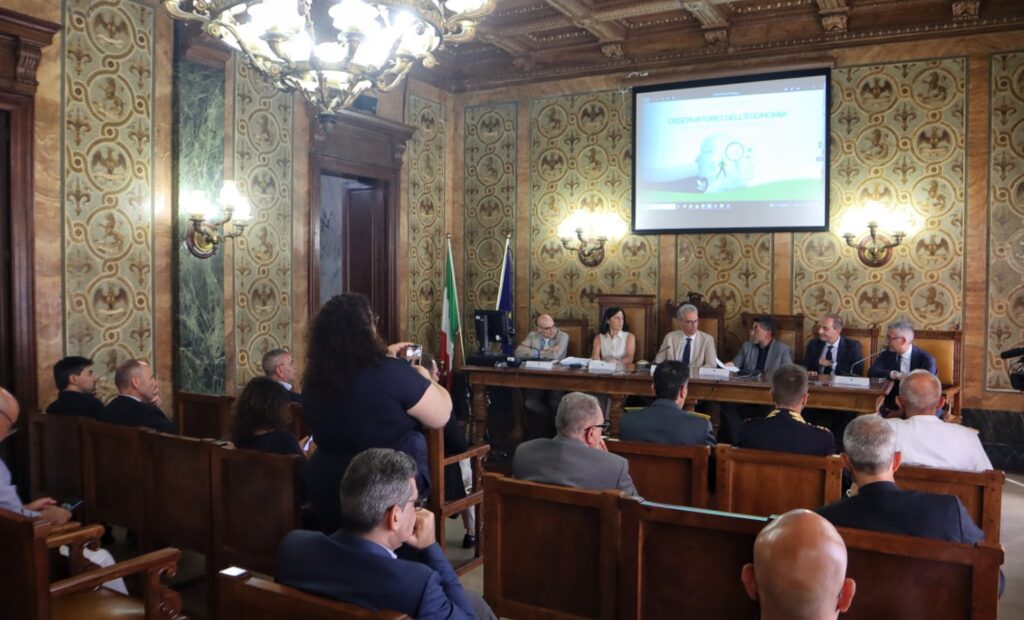 report camera di commercio su economia reggio calabria degli ultimi 20 anni