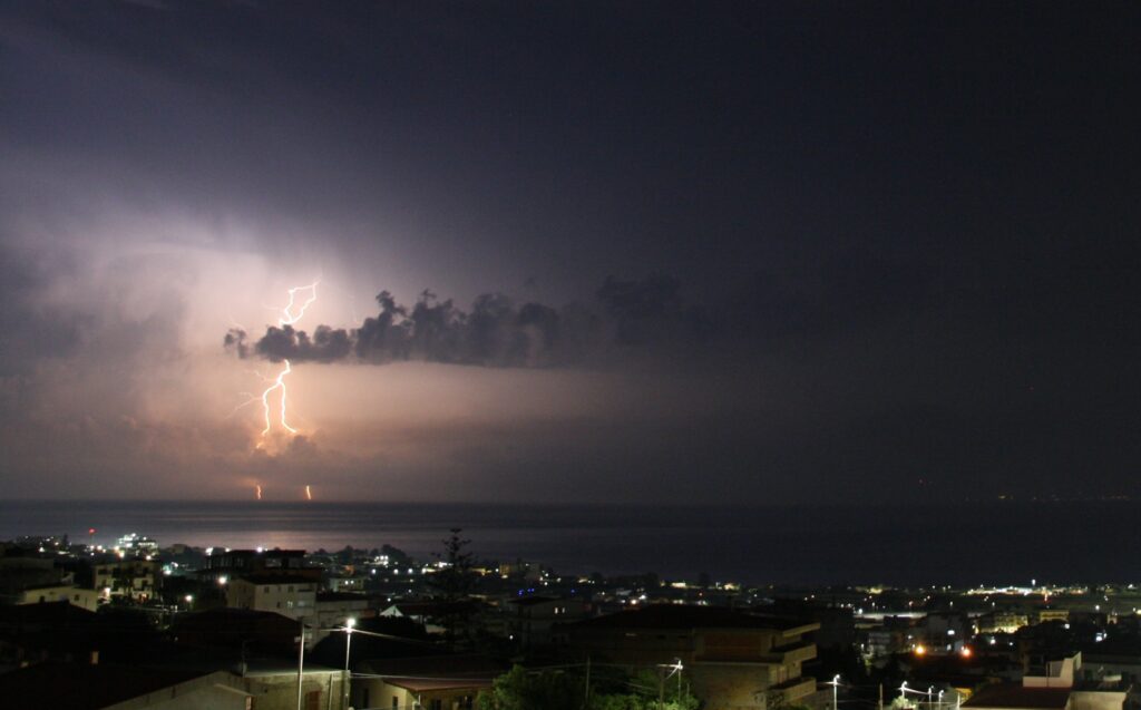 temporale stretto di messina 18 giugno 2025