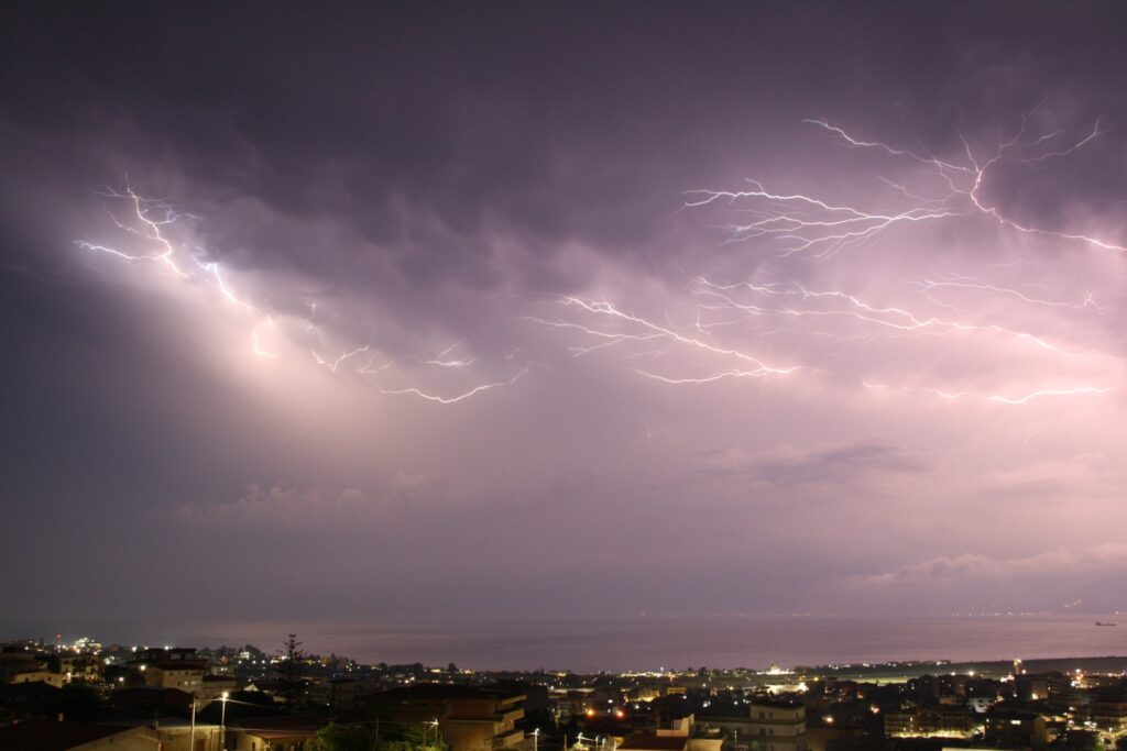 temporale stretto di messina 18 giugno 2025