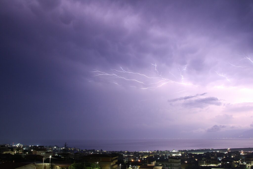 temporale stretto di messina 18 giugno 2025