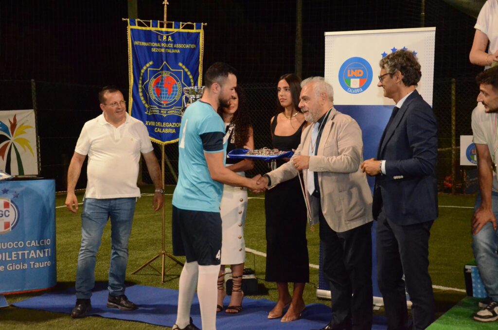 torneo interforze di calcio a 5 dedicato all’Agente Marco De Angelis