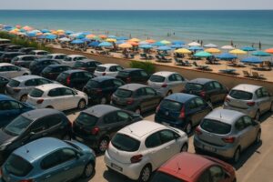 traffico auto e parcheggi dietro lido balneare