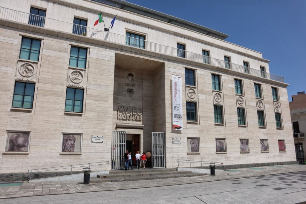 visita ospiti giornate mediterranee al museo di reggio calabria