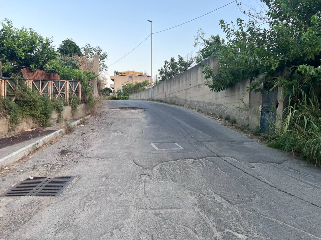 voragine contrada saracinello incrocio contrada morloquio