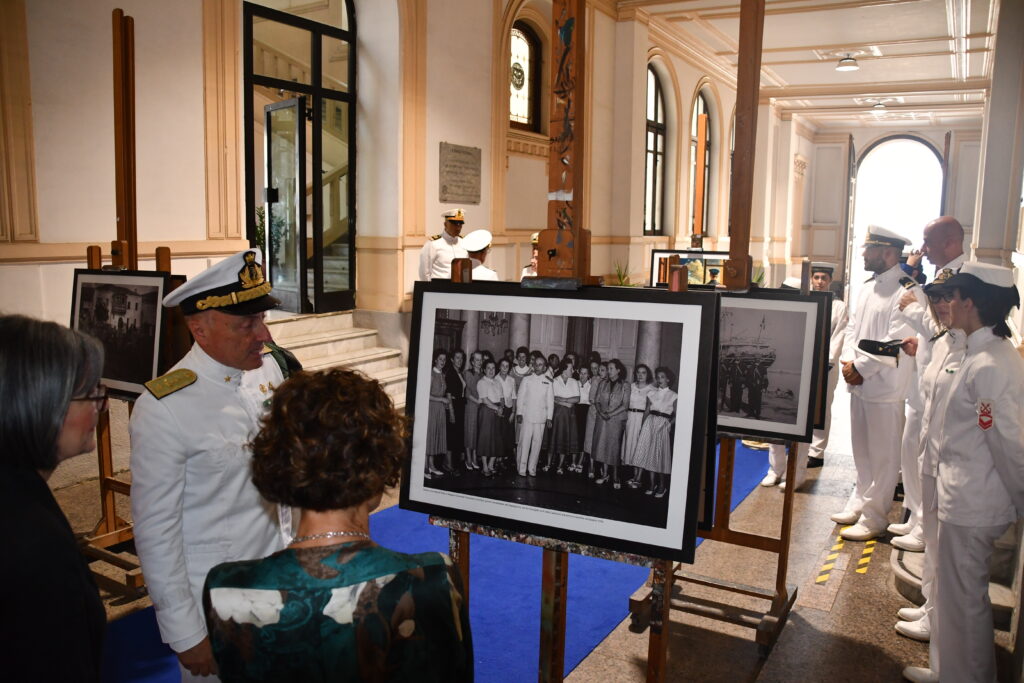 160 anni di Storia del Corpo delle Capitanerie di POrto ripercorsi attraverso una mostra fotografica