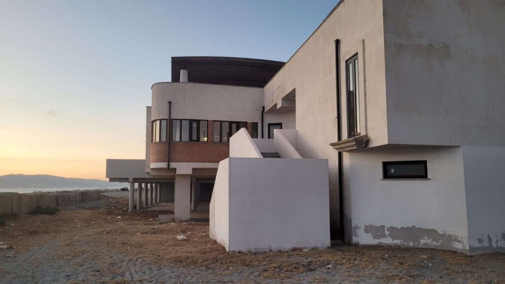 Degrado baracchette pescatori Parco Lineare Sud