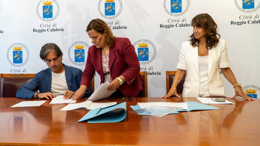 Firma protocollo d'intesa Comune, Metrocity e ASP