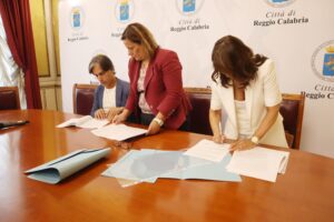 Firma protocollo d'intesa Comune, Metrocity e ASP