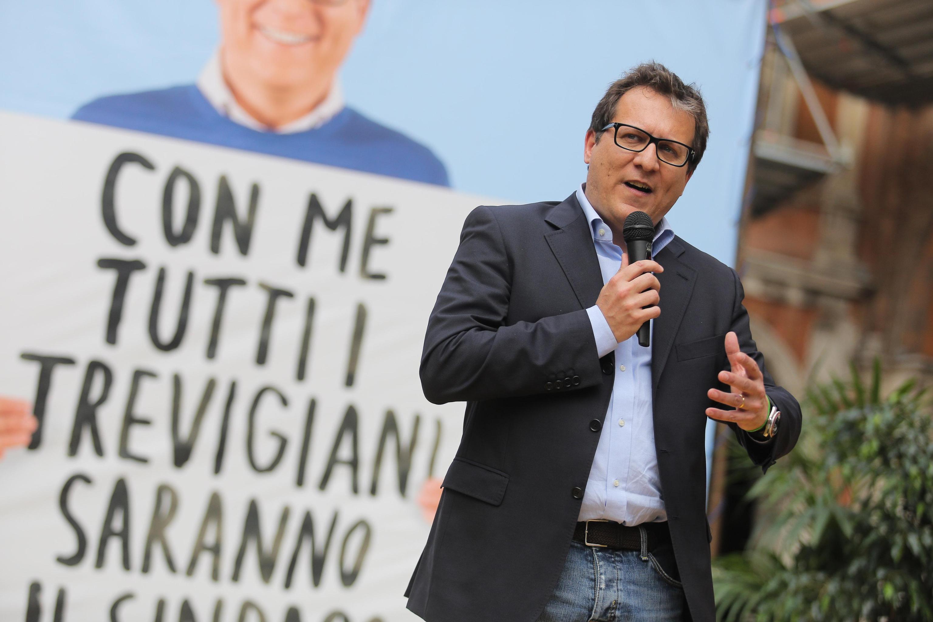 COMUNALI: IN 5 SINDACO SUBITO, 11 A BALLOTTAGGIO