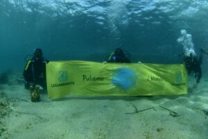 Goletta Verde Tropea ripulita spiaggia Formicoli