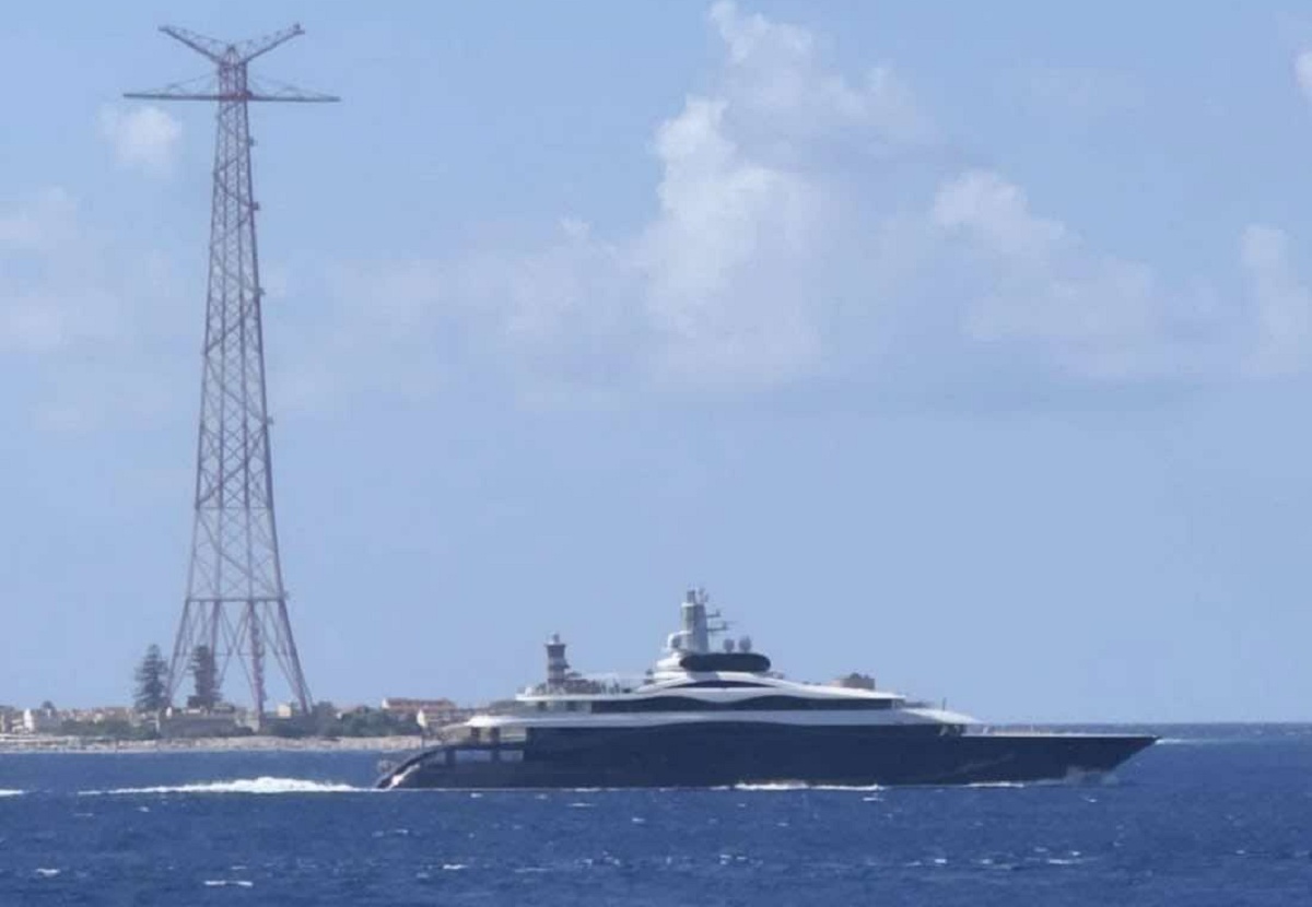Zuckerberg superyacht