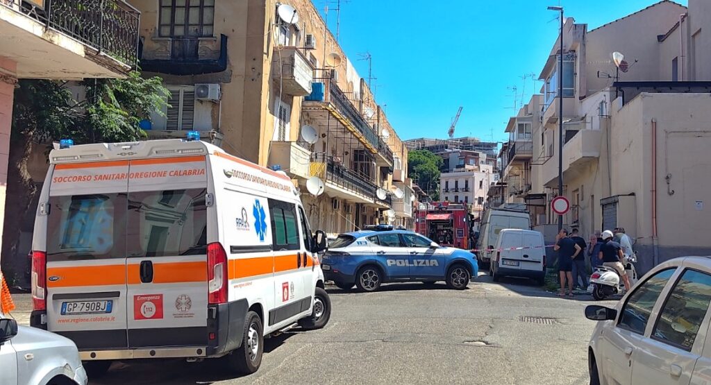 ambulanza polizia vigili del fuoco