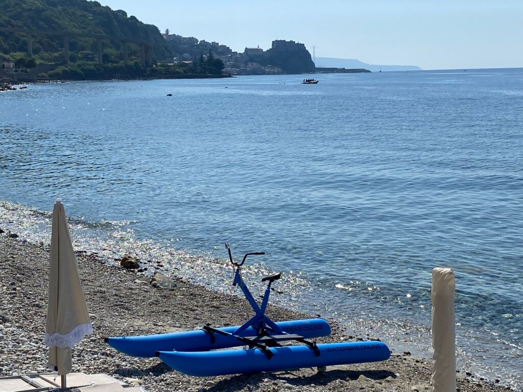 boat delivery lido Dariva