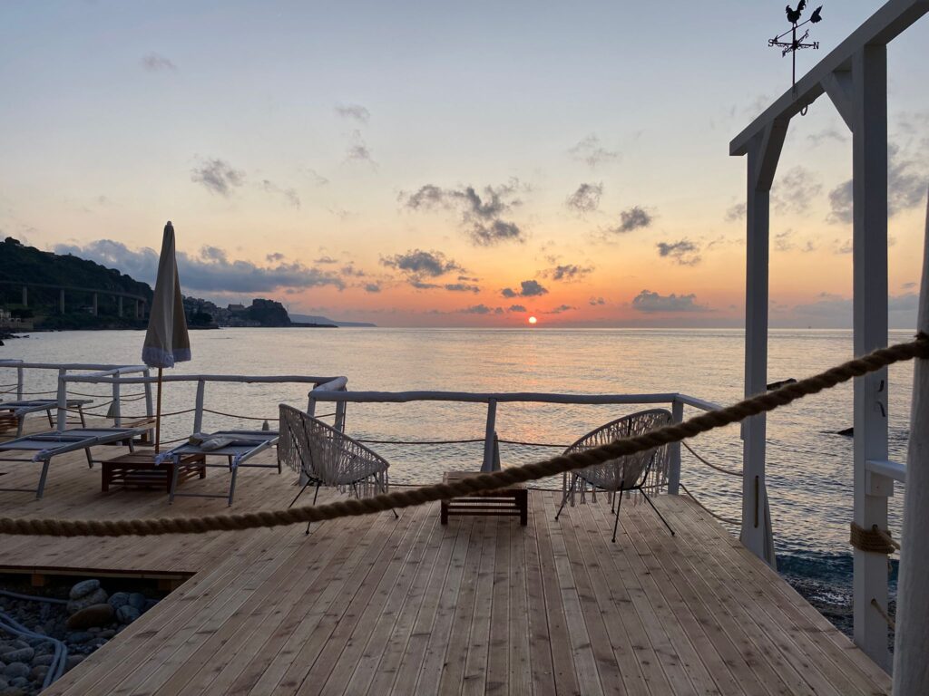 boat delivery lido Dariva