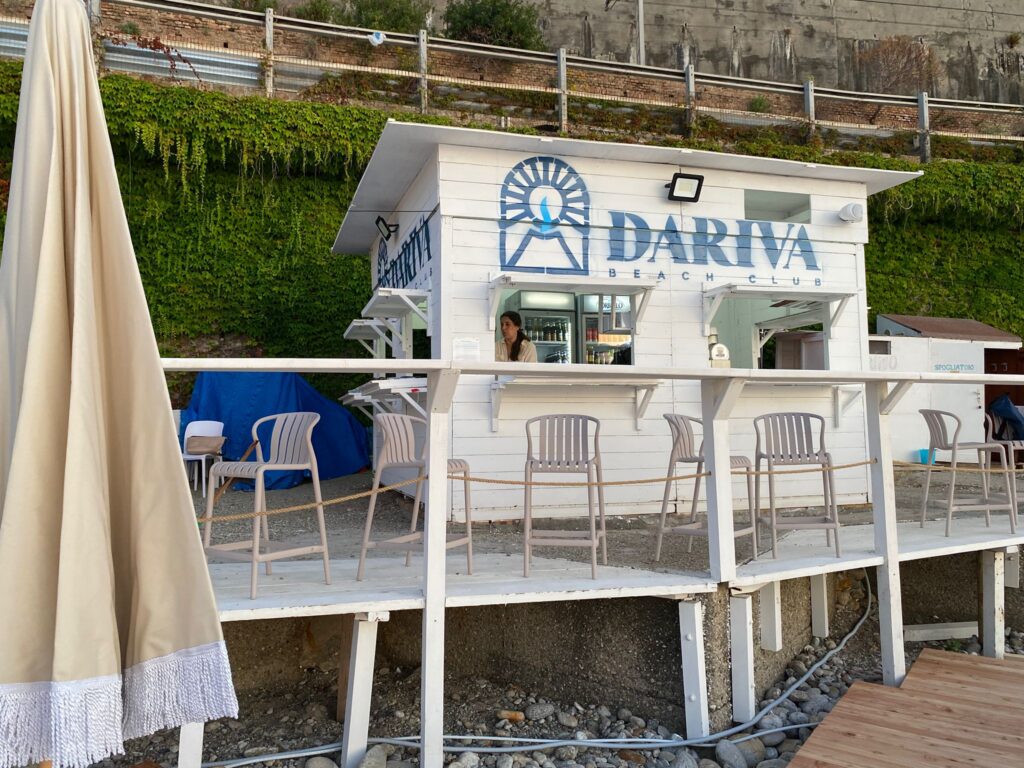 boat delivery lido Dariva