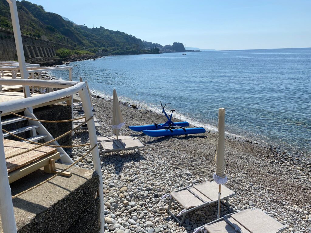 boat delivery lido Dariva