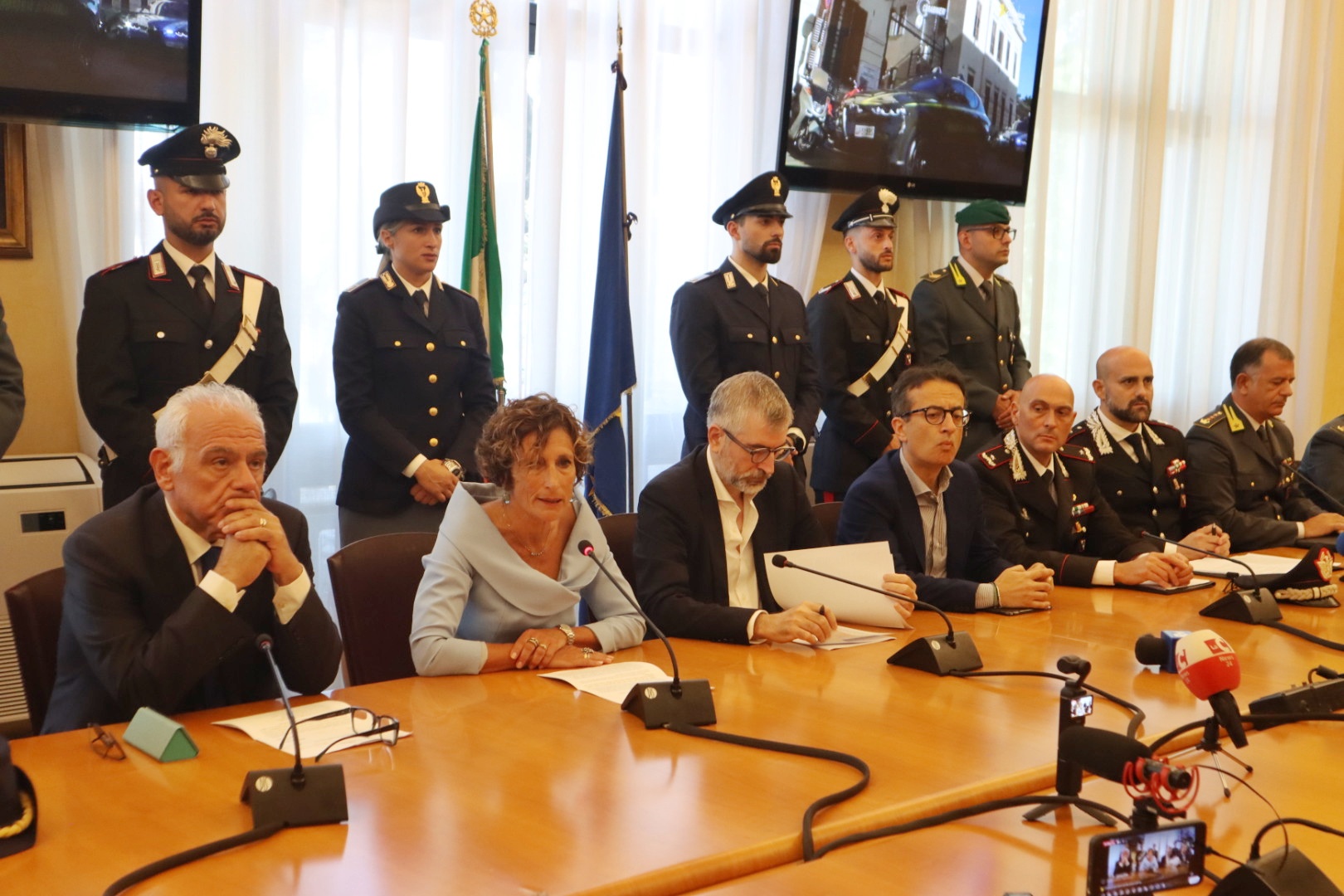 conferenza stampa arresti arangea (1)