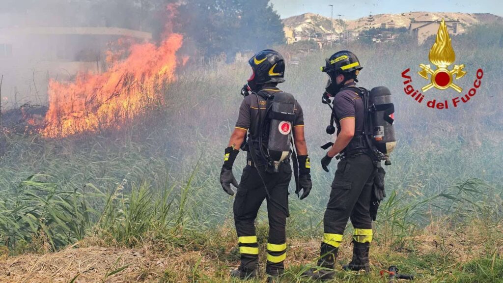 incendi crotone