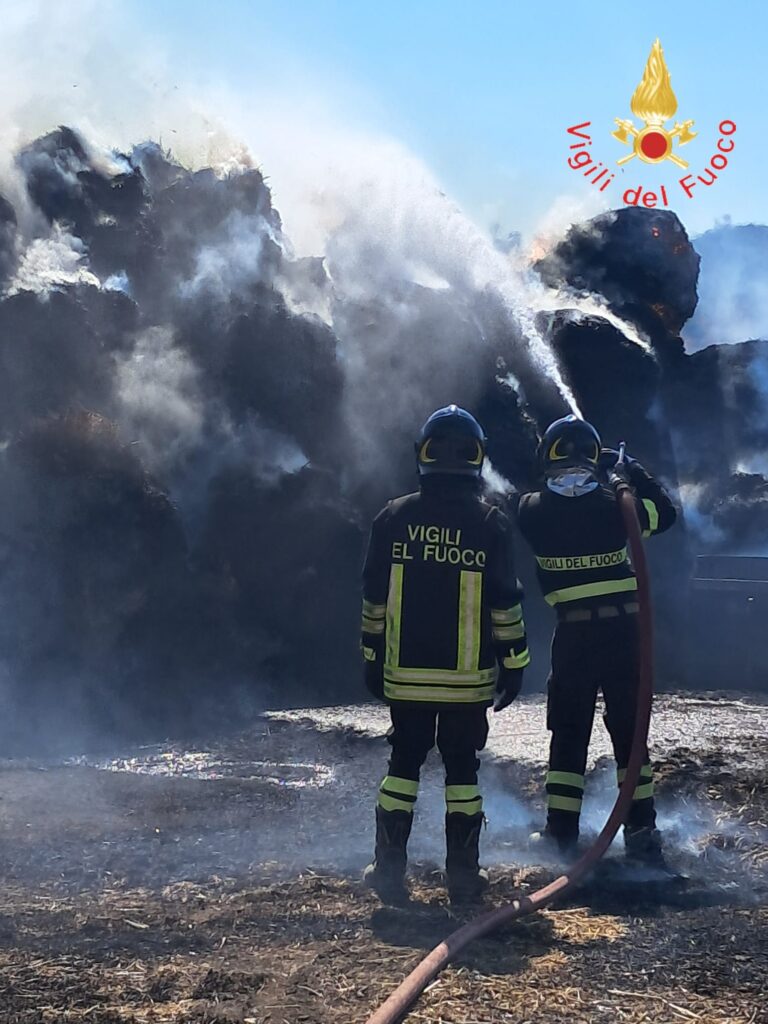 incendio azienda agricola