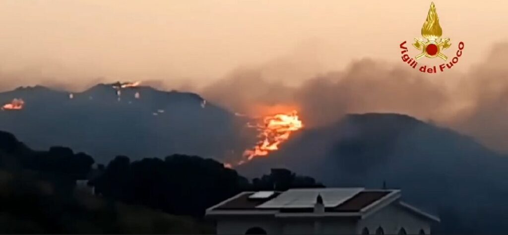 incendio messina