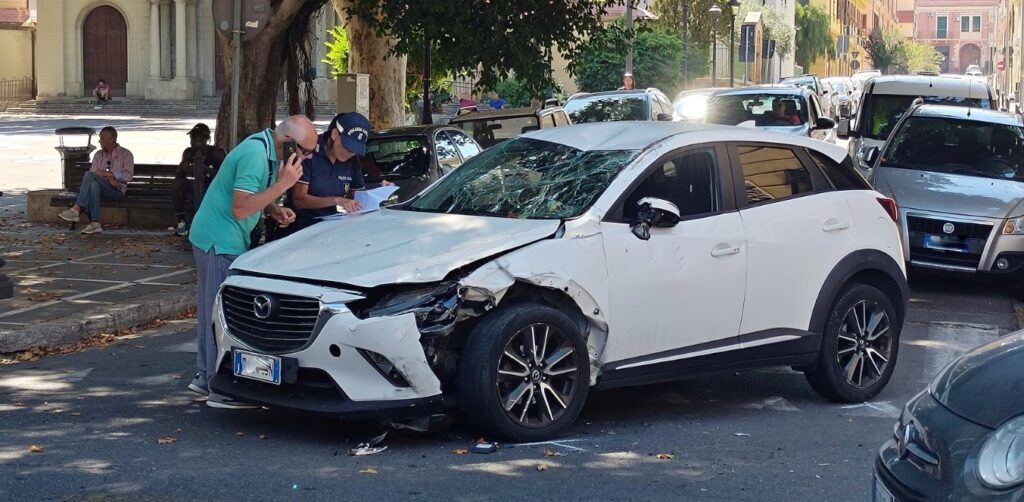 incidente centro reggio calabria