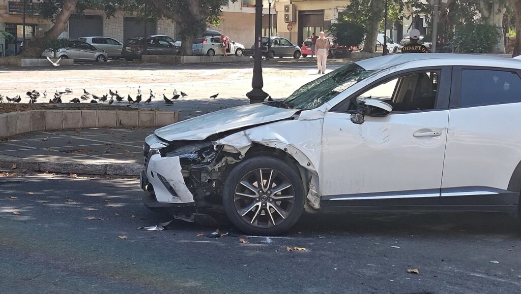 incidente centro reggio calabria