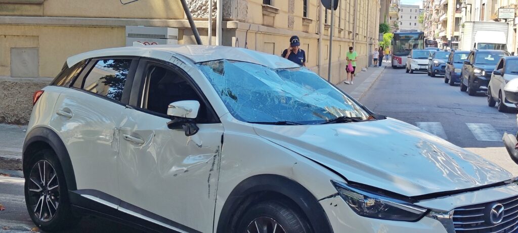 incidente centro reggio calabria