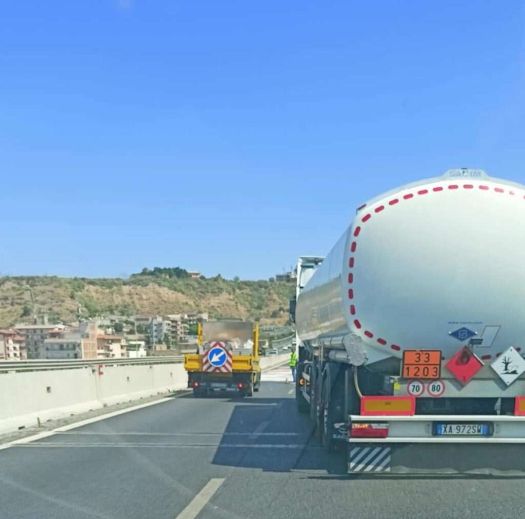 incidente raccordo autostradale reggio calabria