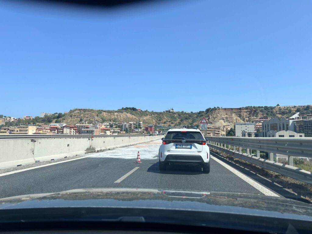 incidente raccordo autostradale reggio calabria