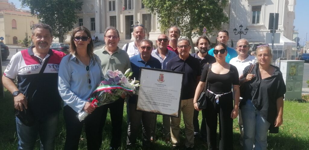 omaggio floreale fratelli d'italia rc per strage via d'amelio