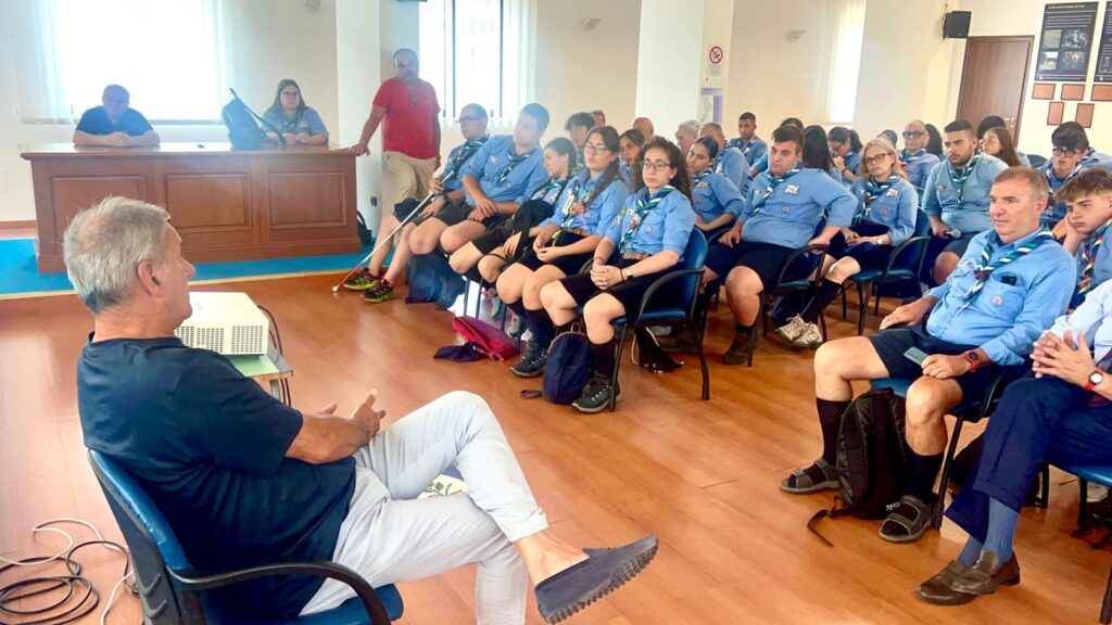 scout calabresi al porto di gioia tauro
