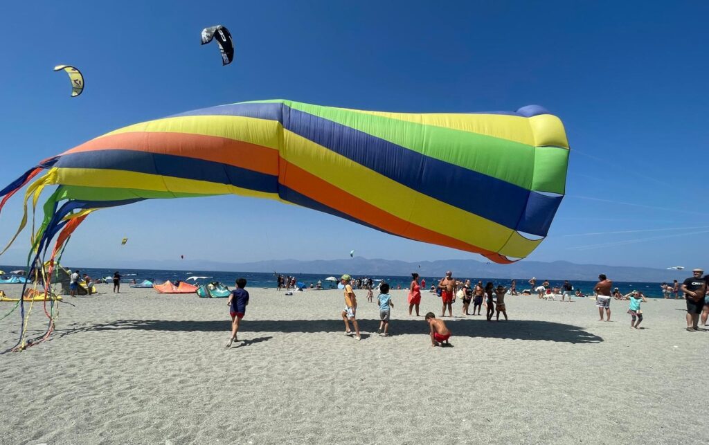Aquiloni in spiaggia