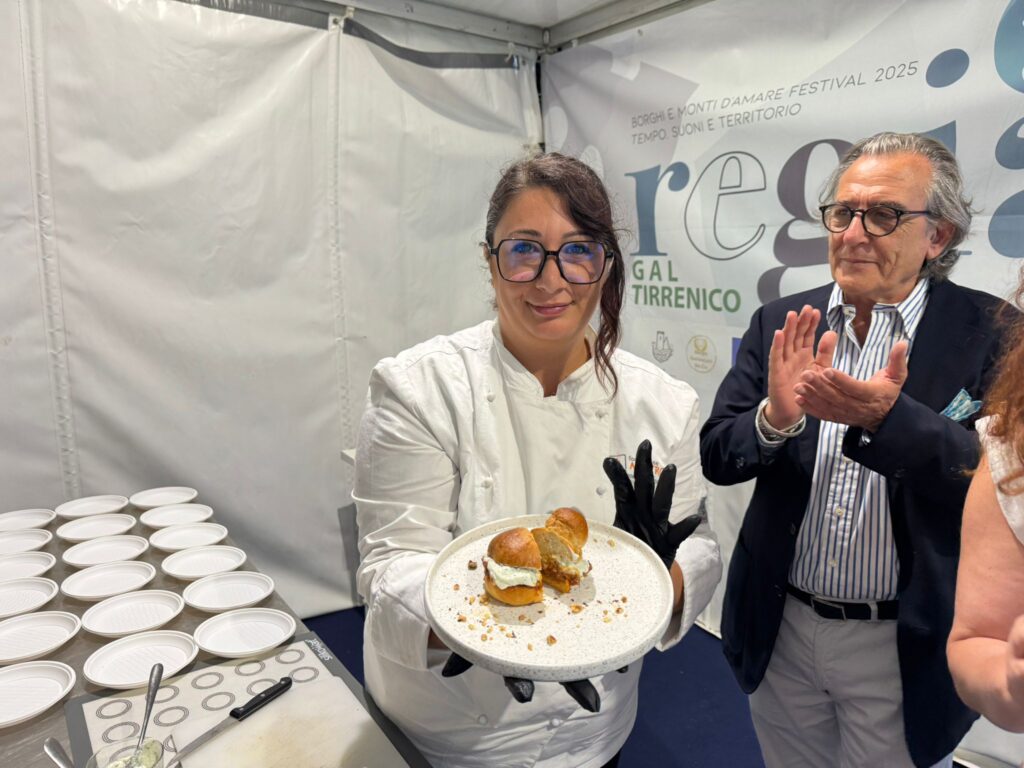 Chef Lorena Campisi e vicesindaco Fondachelli Fantina Pippo Puglisi