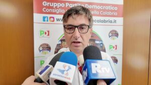 Conferenza opposizione regionale su dimissioni Occhiuto - Lo Schiavo