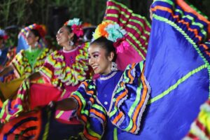 Festival del Folclore Gira Lu Mundu a Pellaro