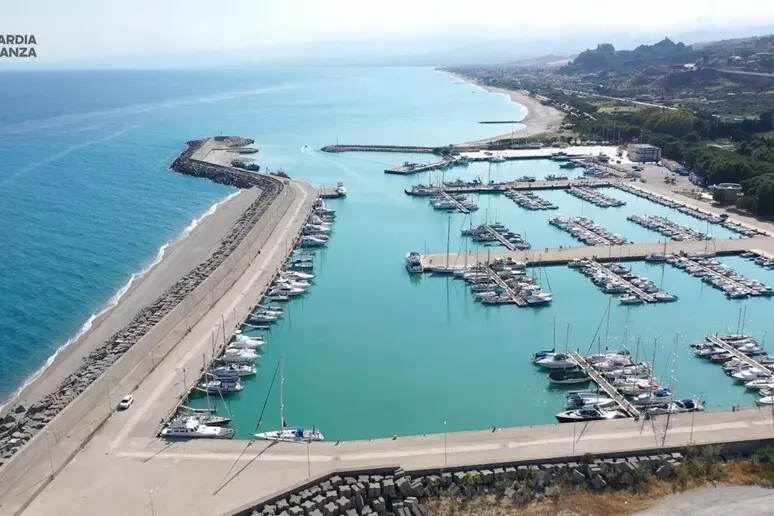 Guardia-Finanza-Roccella