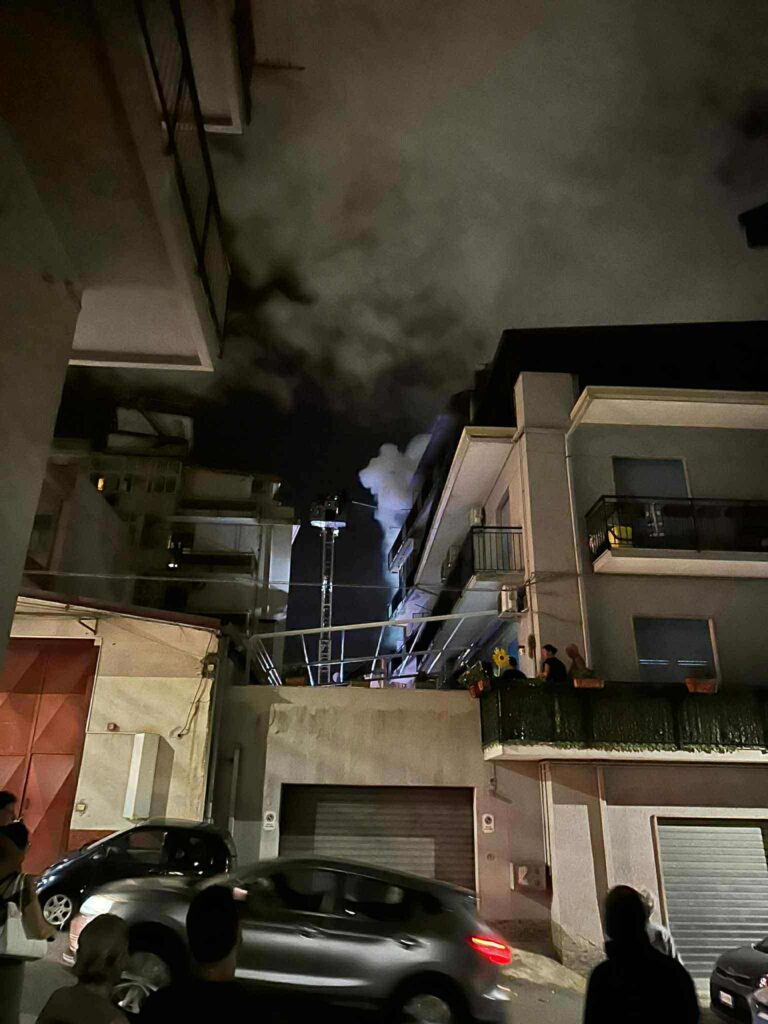 incendio reggio calabria