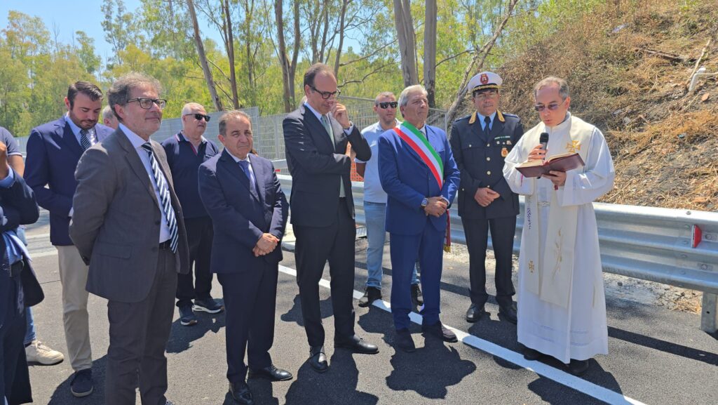 Spadafora riaperto il cavalcavia sulla A20 Messina-Palermo