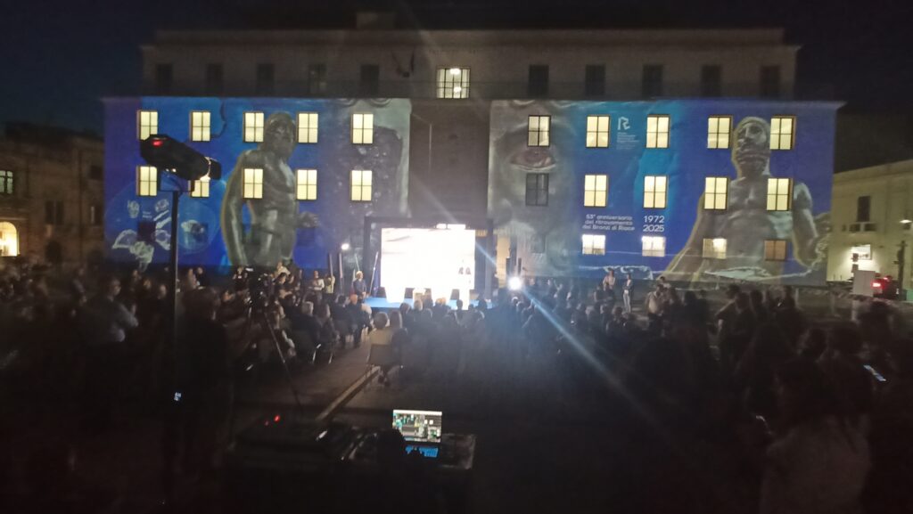 evento con Raffaele Fitto a Piazza de nava