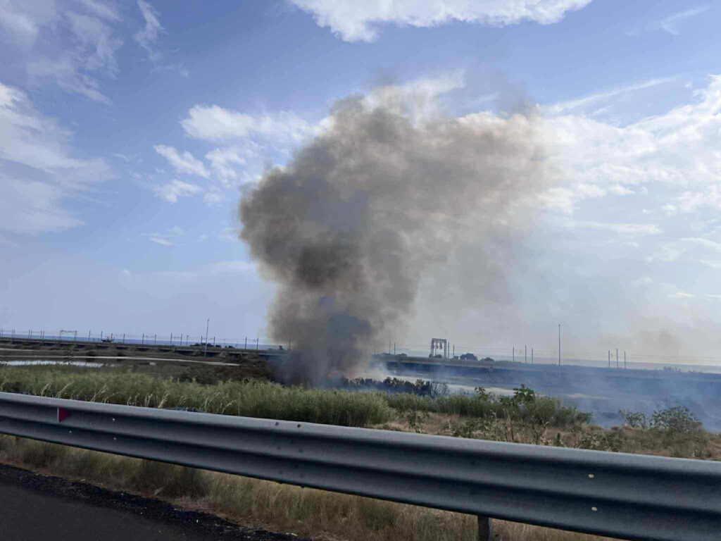 incendio laghetti saline