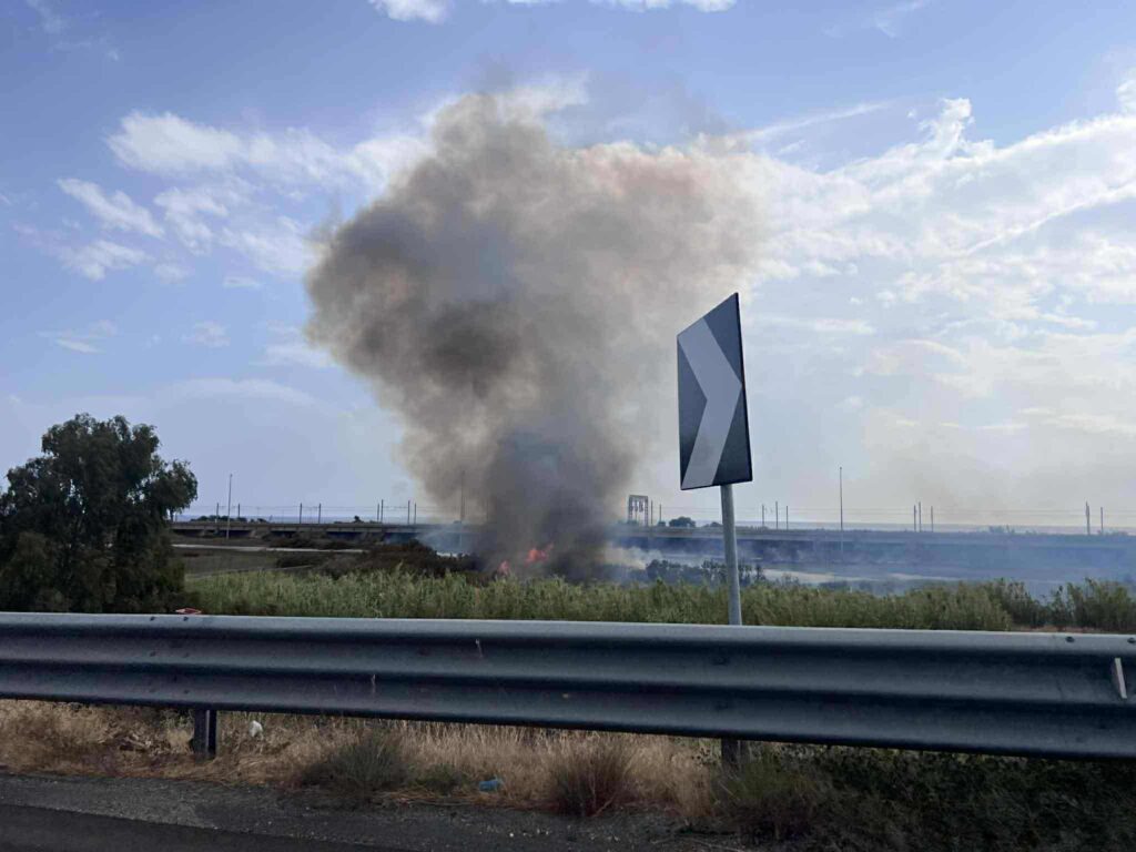 incendio laghetti saline