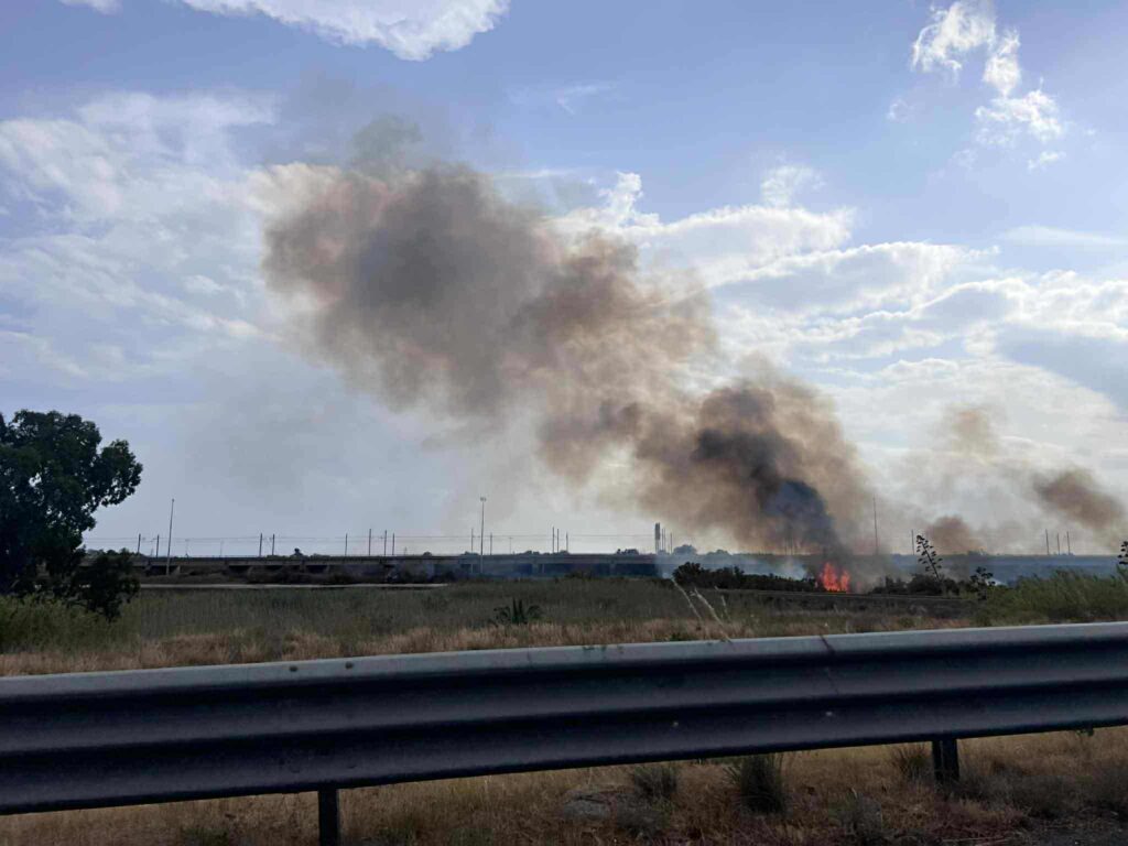 incendio laghetti saline