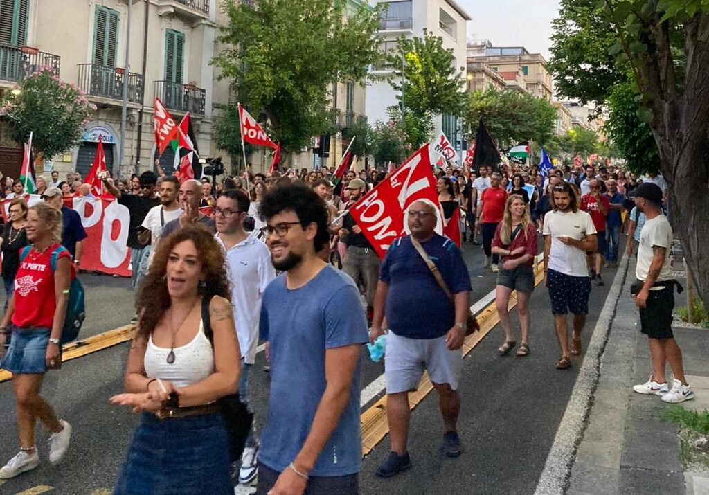 manifestazione no ponte sullo stretto messina 9 agosto 2025