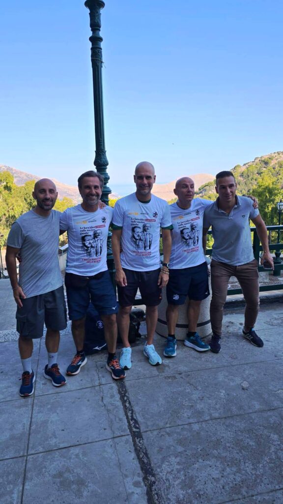 pep guardiola e staff city al santuario di santa rosalia palermo