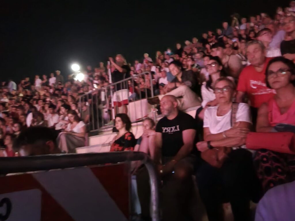 spettacolo la vedova allegra arena dello stretto 29 agosto 2025