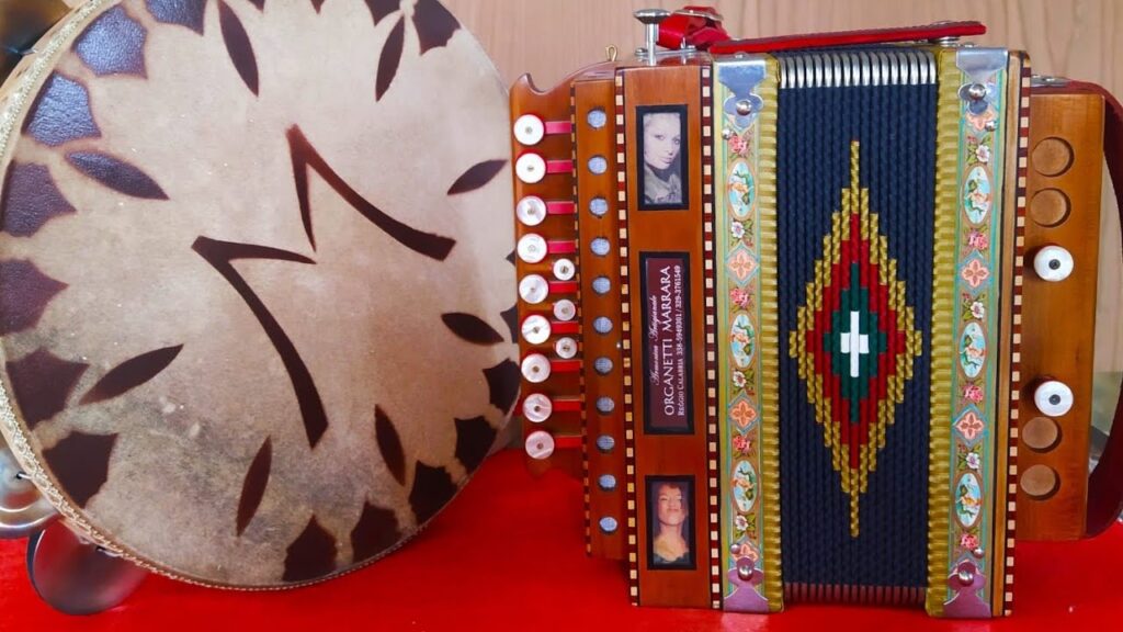 tamburello e organetto