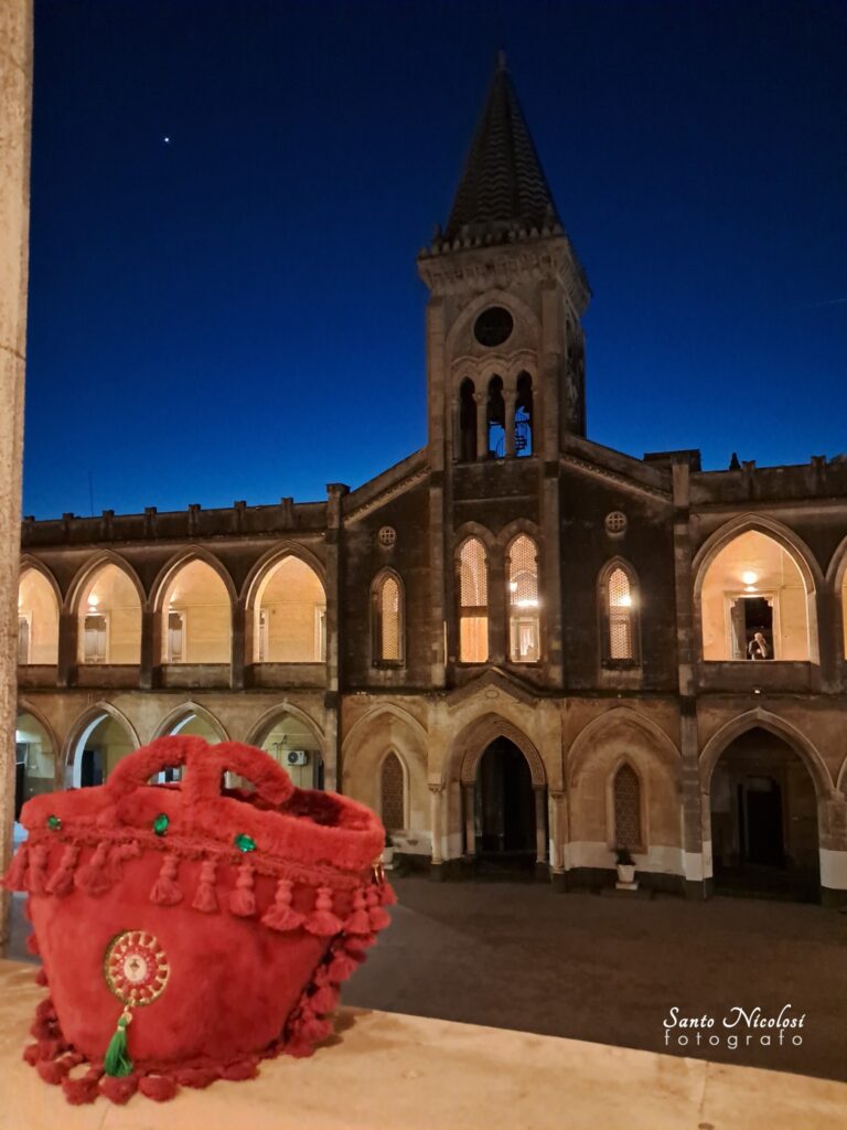 Catania Palazzo Ardizzone Gioeni(2)