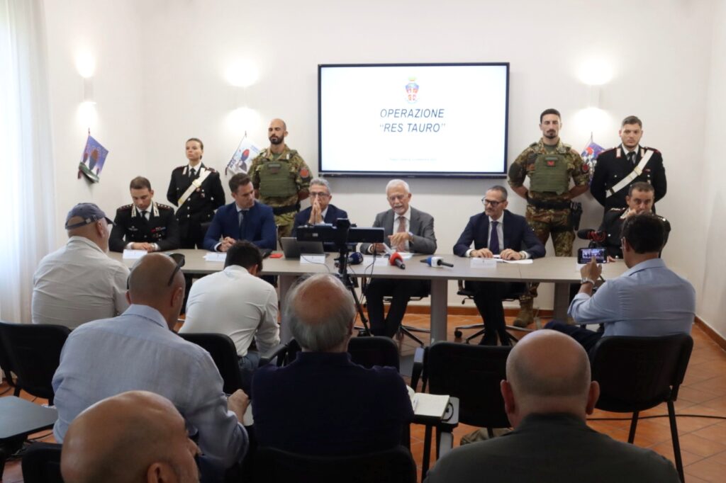 Conferenza stampa Arresti 'Ndrangheta Gioia Tauro
