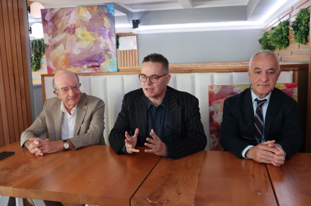 Eduardo Lamberti Castronuovo Klaus Davi e Roque Pugliese